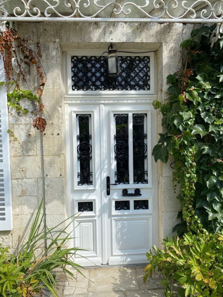 Porte-manteau mural Montage mural Bois ancien 96 x 1,5 x 90 cm